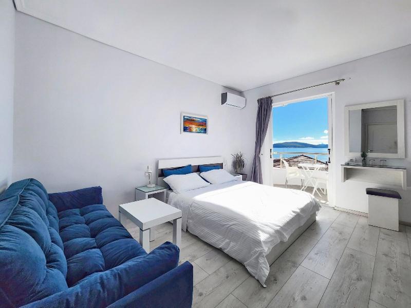 Hotel Joan image