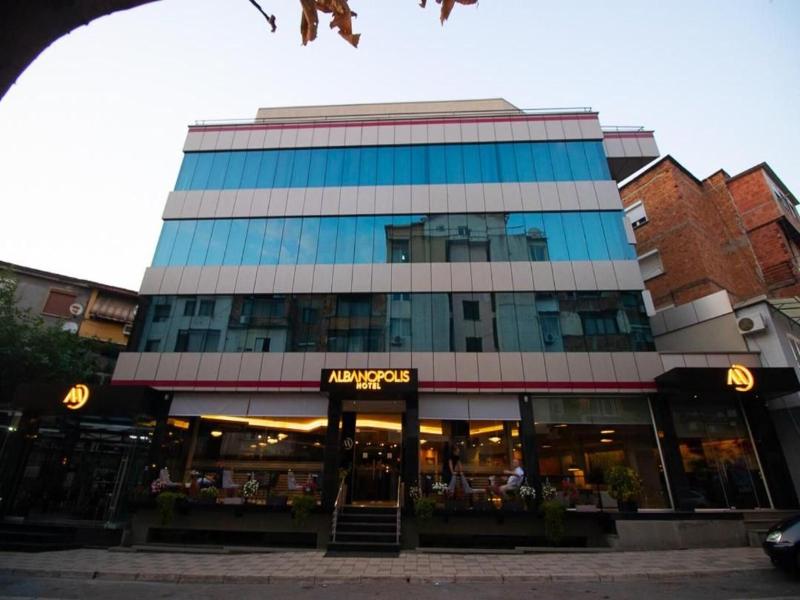 Albanopolis Hotel