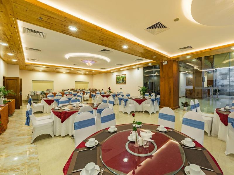 Lam Giang Hotel image