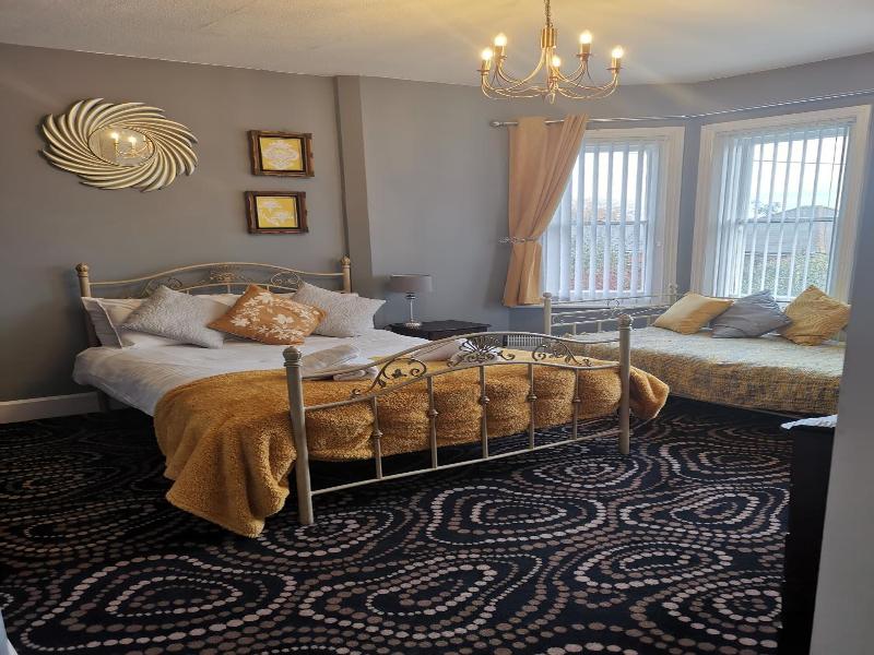 Waverley Inn image