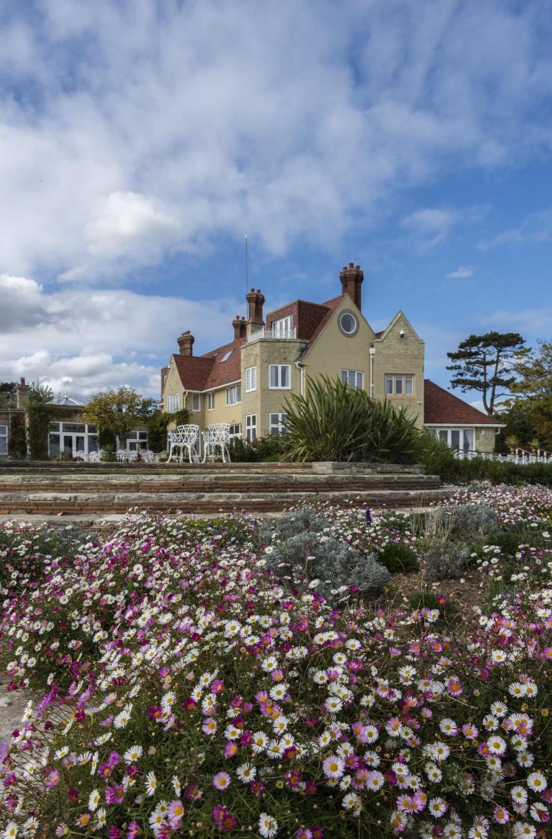 Haven Hall image
