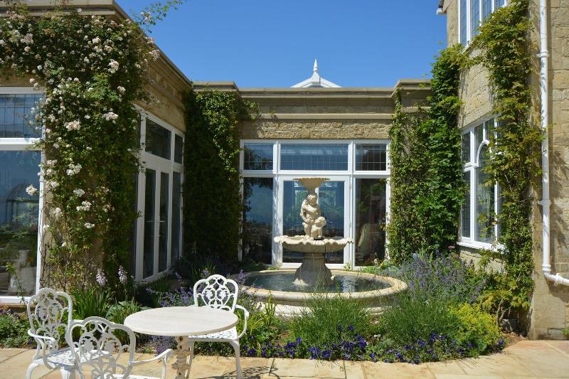 Haven Hall image