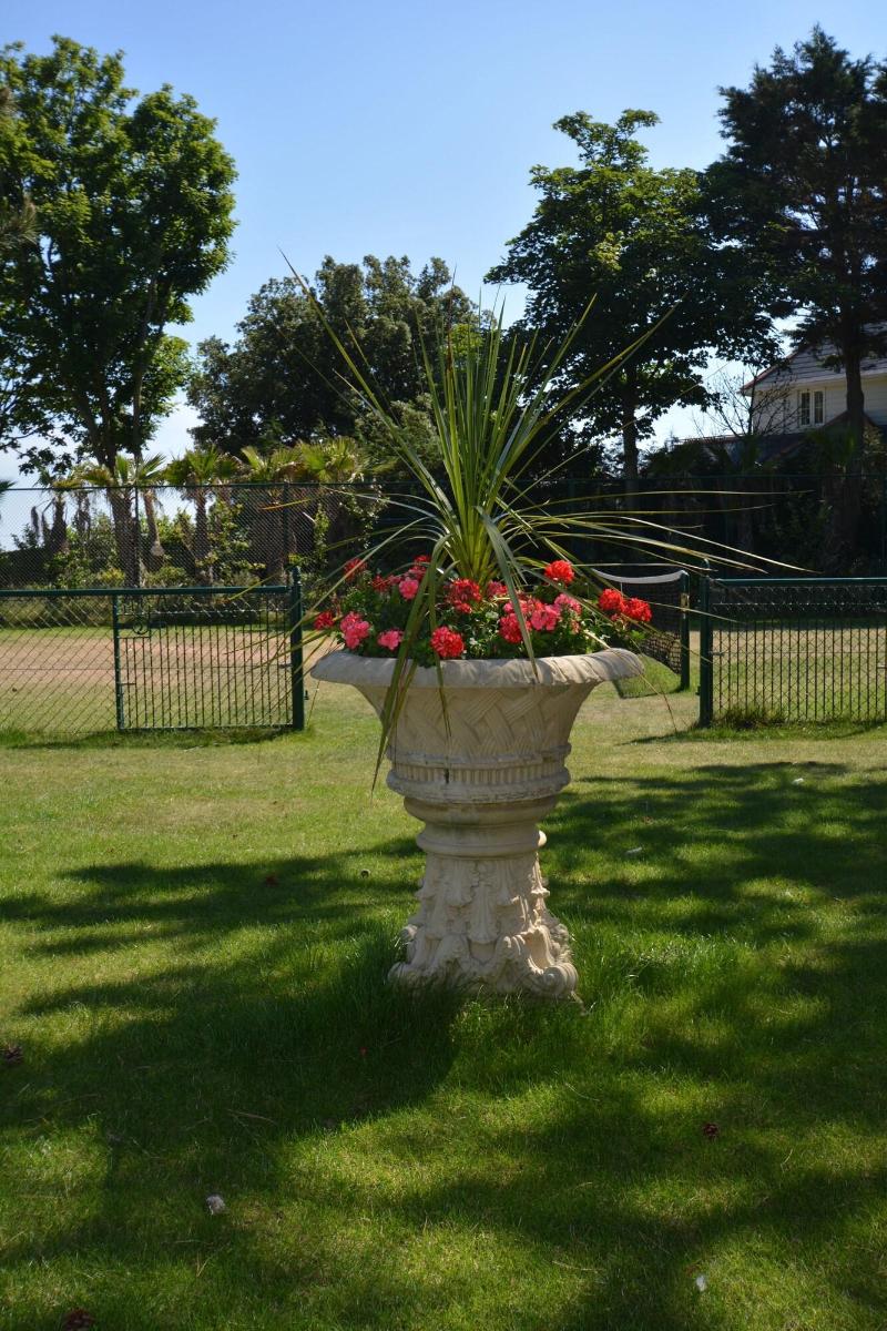 Haven Hall image