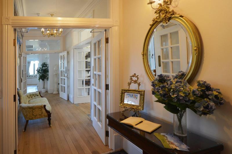 Haven Hall image
