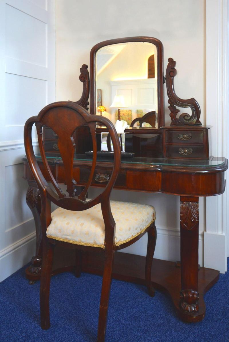 Haven Hall image
