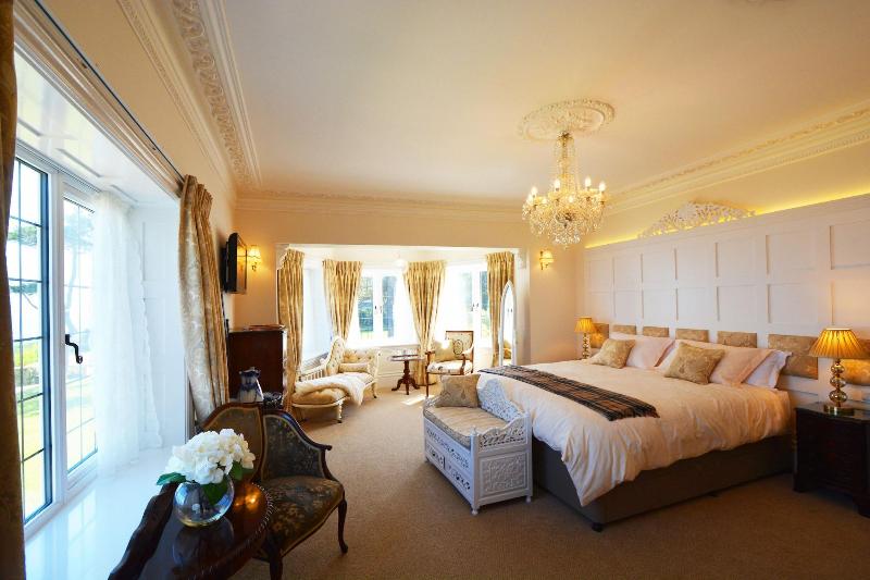 Haven Hall image
