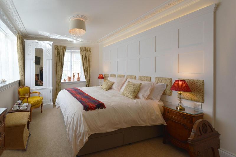 Haven Hall image