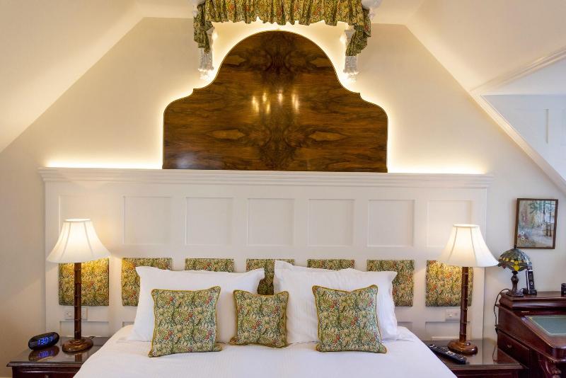 Haven Hall image