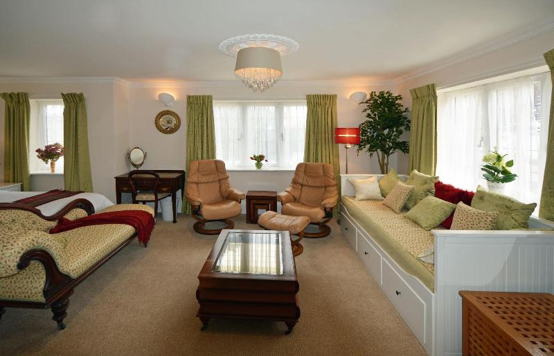 Haven Hall image