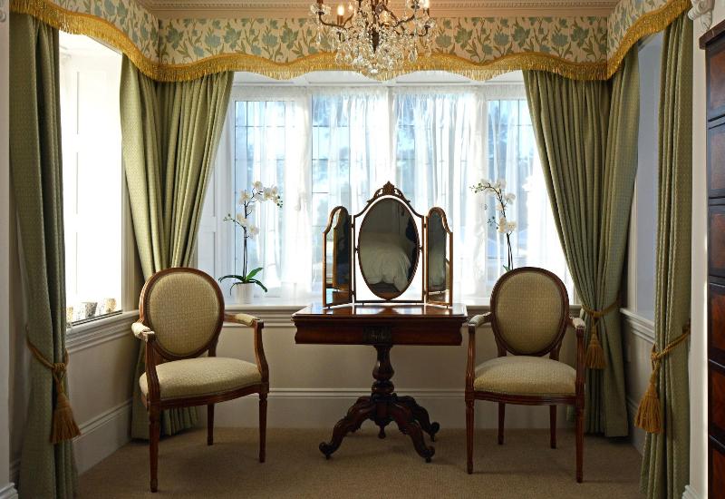 Haven Hall image