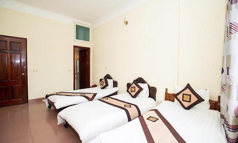 Ho Sen Xanh Hotel image