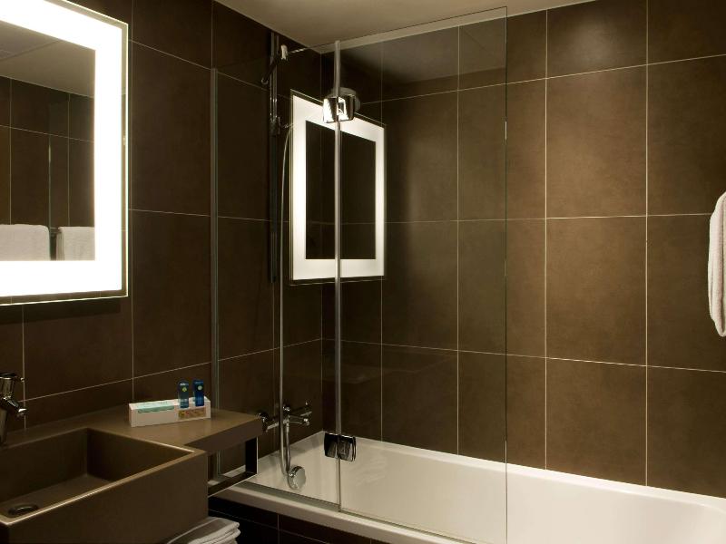Novotel Leicester image