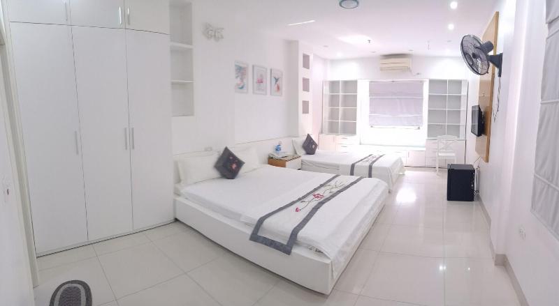 Linh Anh Hotel image
