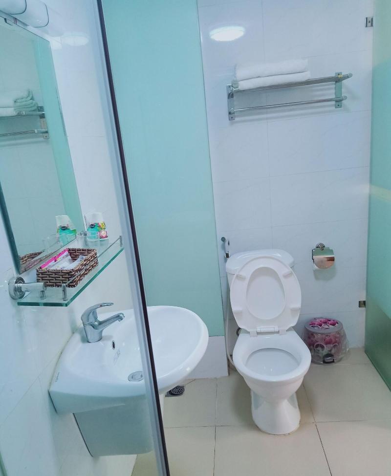 Linh Anh Hotel image