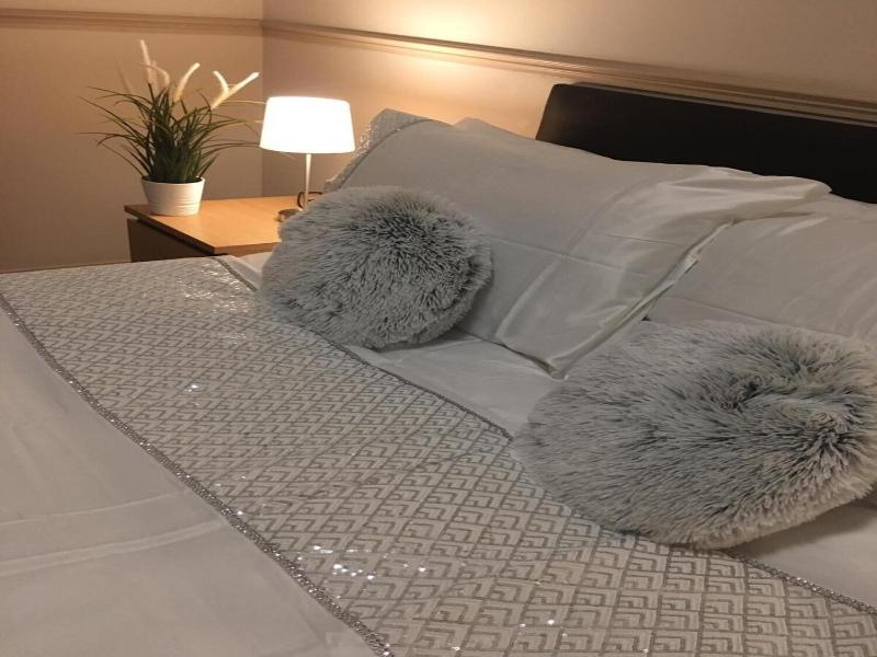 Terra Nova Hotel image