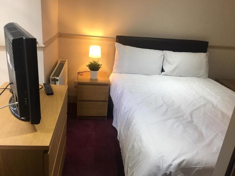 Terra Nova Hotel image