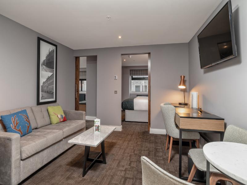 Sandman Signature Aberdeen Hotel image