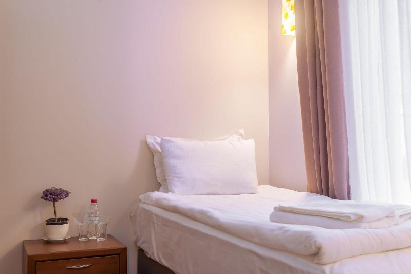 Hugo Hotel image