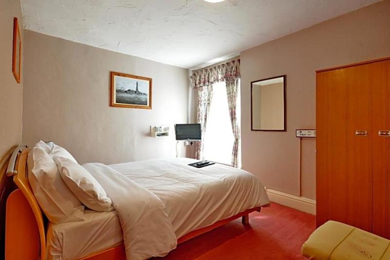 Royal Oakwell Hotel image