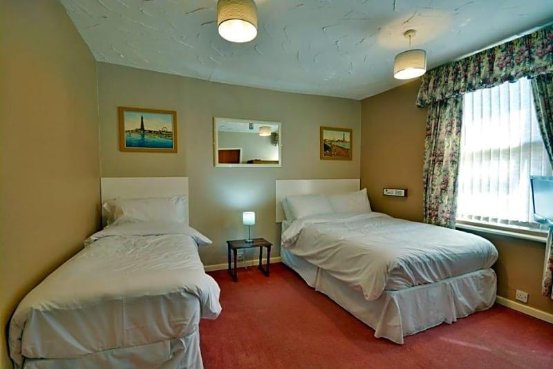 Royal Oakwell Hotel image