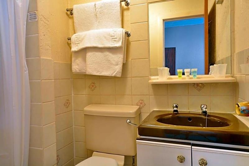 Royal Oakwell Hotel image