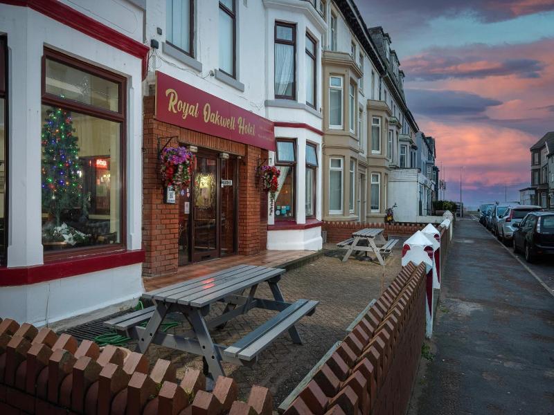 Royal Oakwell Hotel image