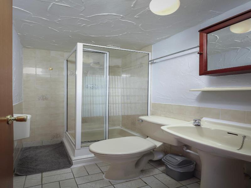 Royal Oakwell Hotel image