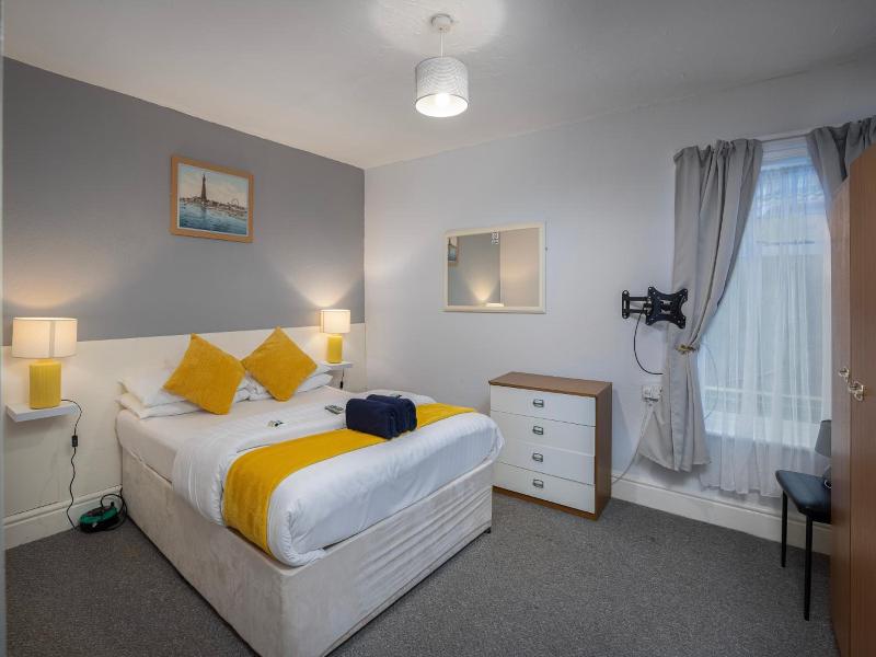 Royal Oakwell Hotel image