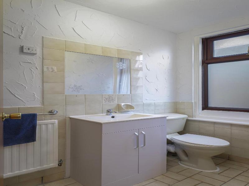 Royal Oakwell Hotel image