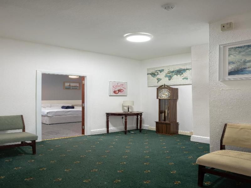Royal Oakwell Hotel image