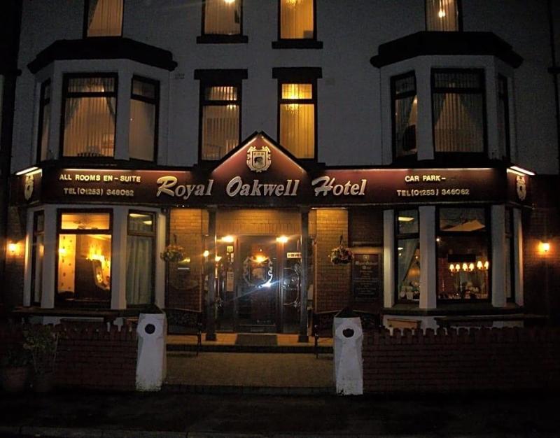 Royal Oakwell Hotel image
