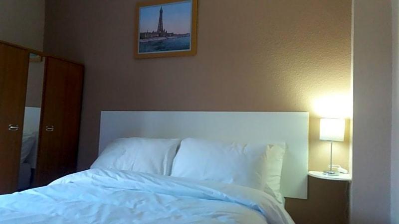 Royal Oakwell Hotel image