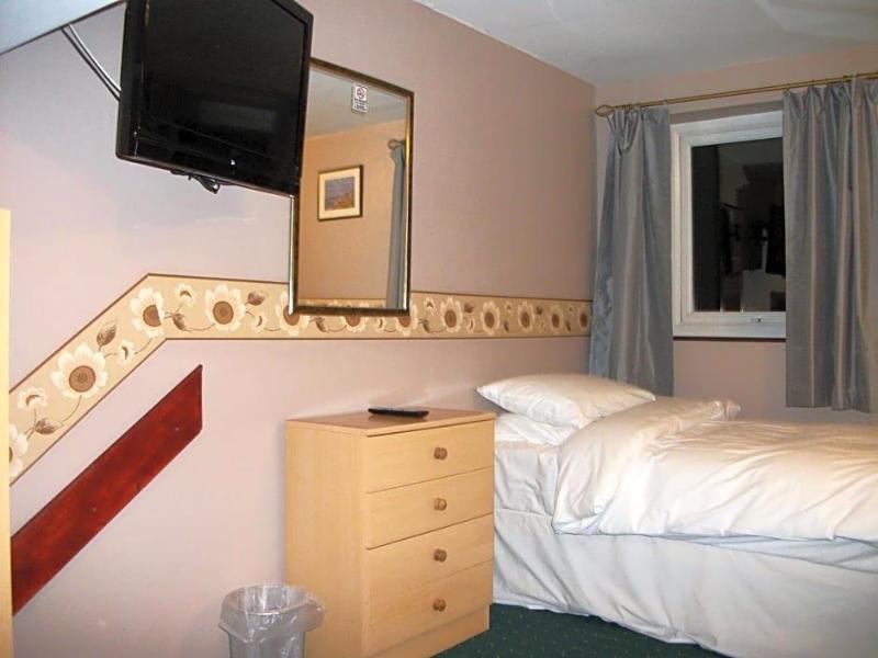 Royal Oakwell Hotel image