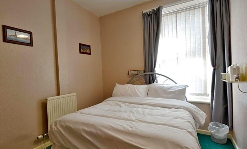 Royal Oakwell Hotel image
