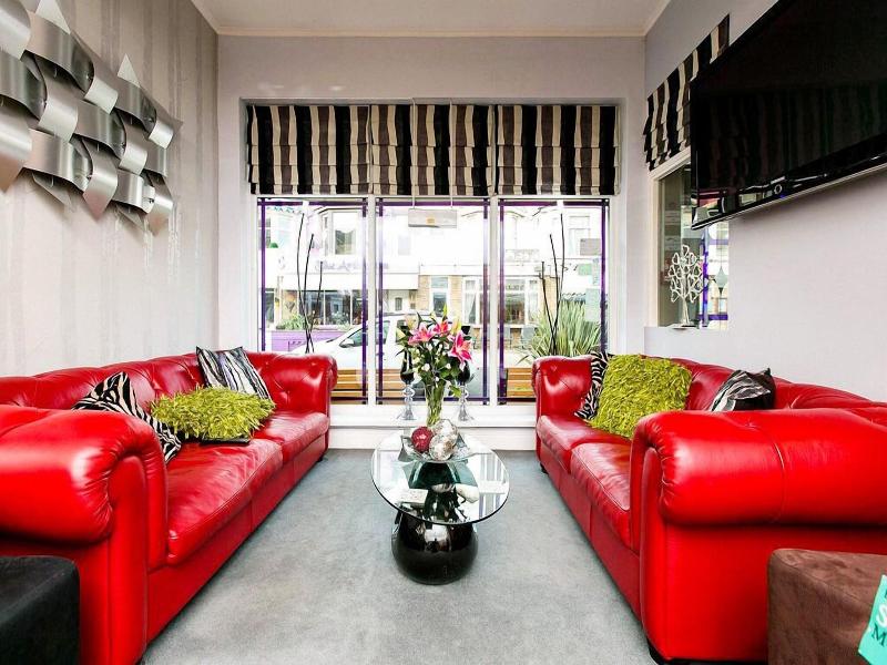 Kenley Hotel image