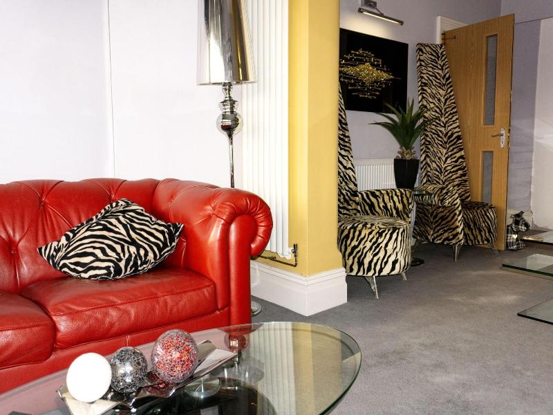 Kenley Hotel image