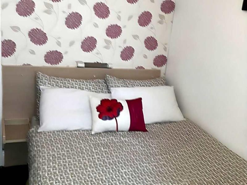 Belroy Hotel image