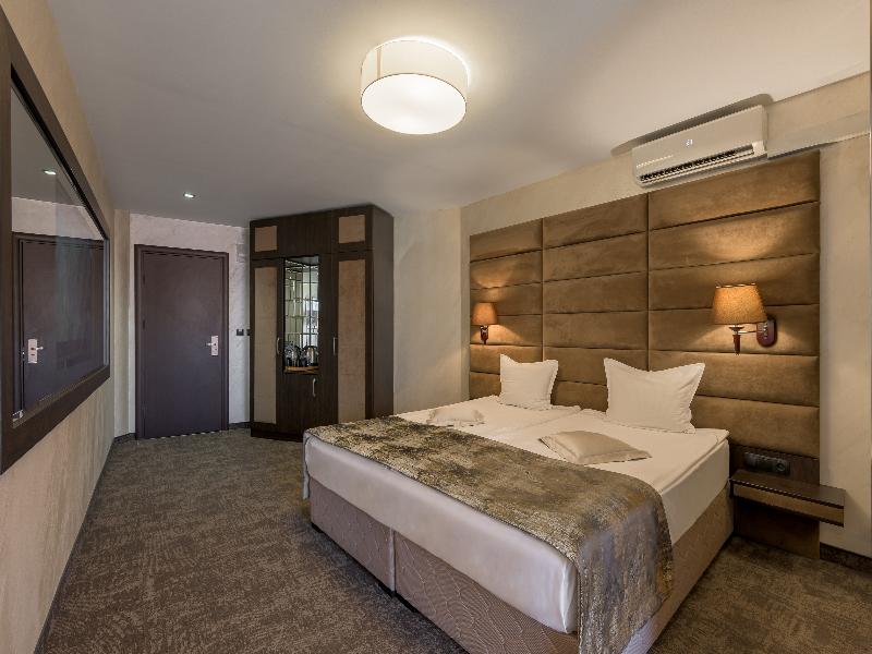 Grand Hotel Sveti Vlas image
