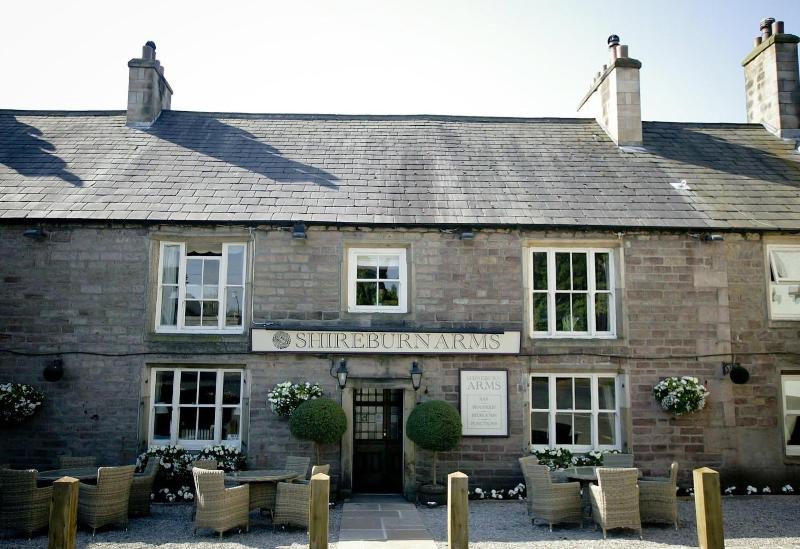Shireburn Arms Hotel image