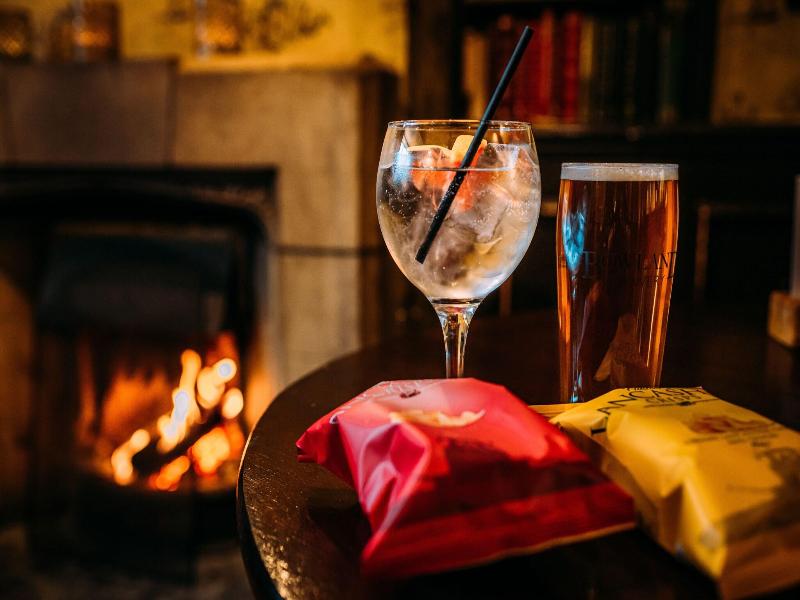 Shireburn Arms Hotel image