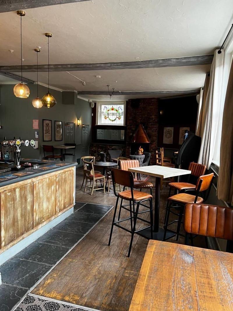 The White Hart Arkells Pub Group image