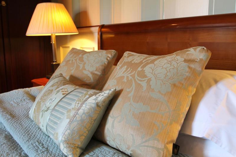 The Alexandra Court Hotel image