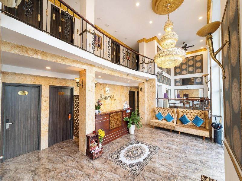 Emerald Serviced Apartments image