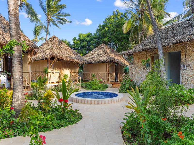 PrideInn Flamingo Beach Resort & Spa image