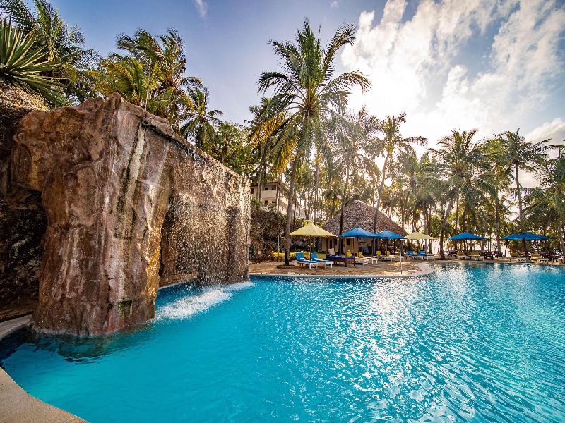 PrideInn Flamingo Beach Resort & Spa image