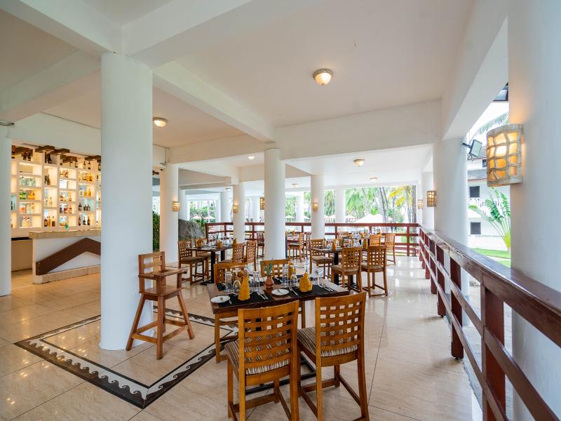 PrideInn Flamingo Beach Resort & Spa image