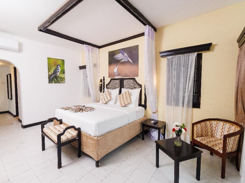 PrideInn Flamingo Beach Resort & Spa image