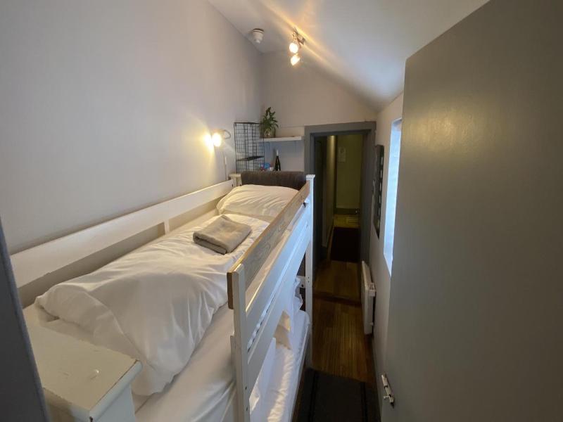 Ei8Ht Brighton Apartments image