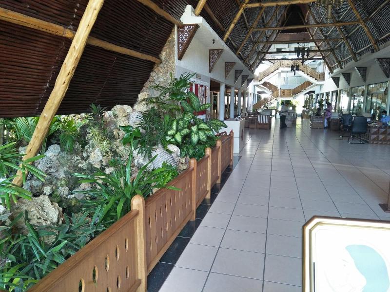 Travellers Beach Hotel & Club image