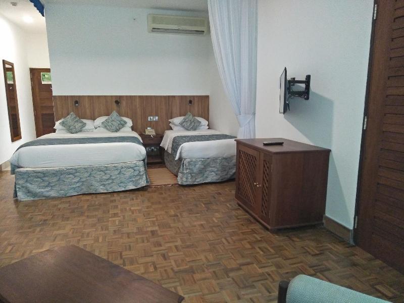 Travellers Beach Hotel & Club image
